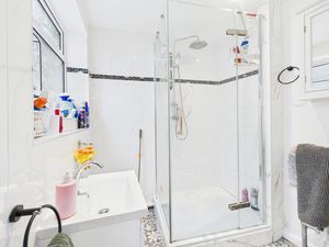 Photo 5- click for photo gallery